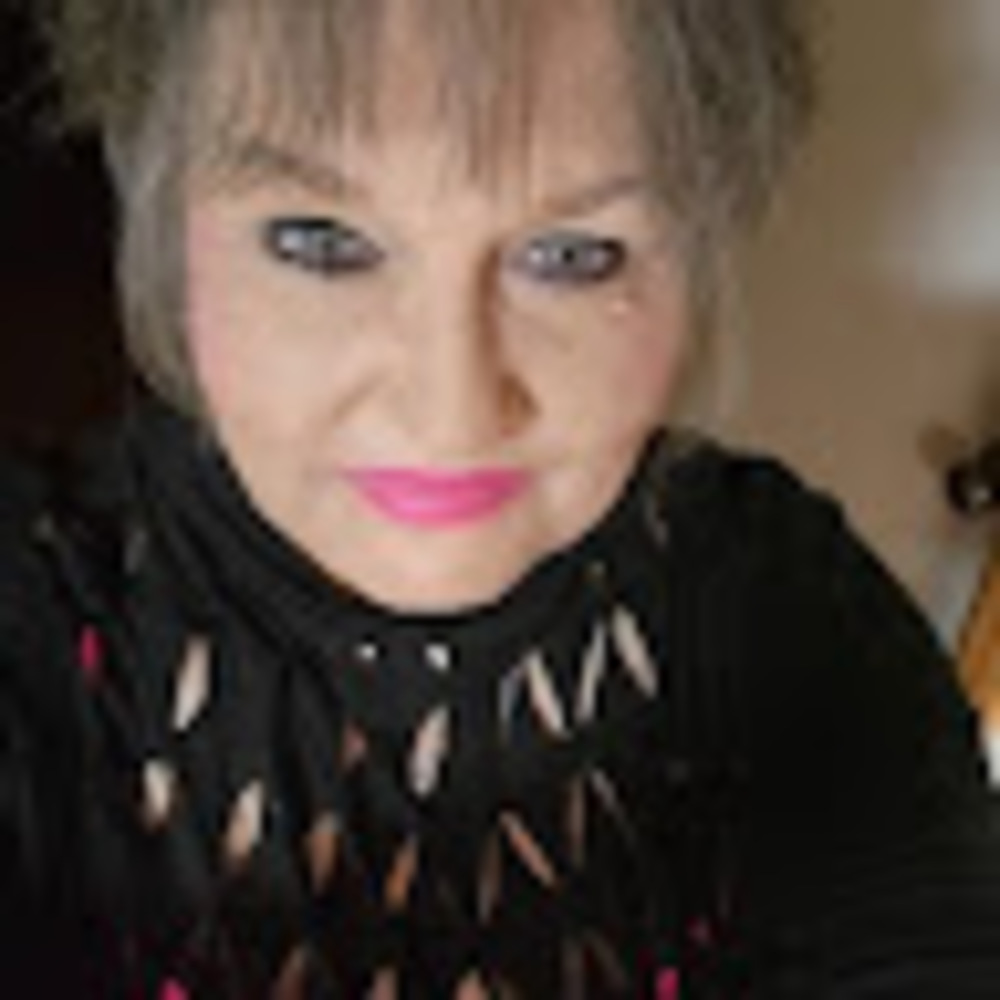 Meet your Posher, Connie